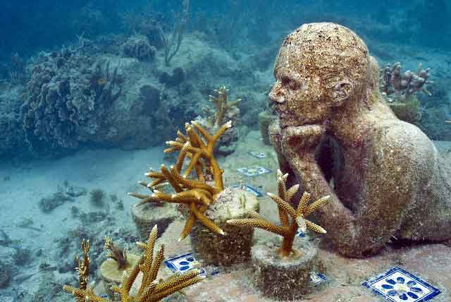 cancun underwater statues